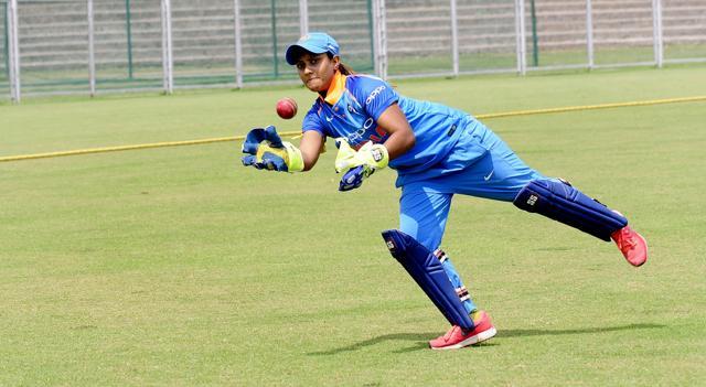 Taniya Bhatia practising at Sector 16 cricket stadium in Chandigarh on Monday. (Keshav Singh/HT) Taniya Bhatia practising at Sector 16 cricket stadium in Chandigarh on Monday. (Keshav Singh/HT)