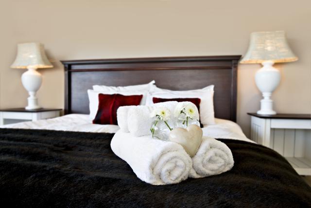Serviced apartments with fully furnished kitchens are a very comfortable and affordable alternative to expensive city centre hotels. (Photo: Shutterstock) Serviced apartments with fully furnished kitchens are a very comfortable and affordable alternative to expensive city centre hotels. (Photo: Shutterstock)