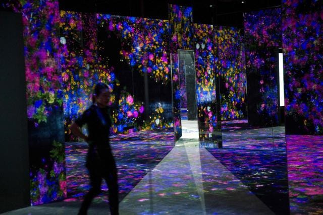 This digital art museum in Tokyo is absolutely mesmerising. See pics ...