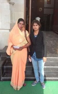 Sunita with her daughter. (HT) Sunita with her daughter. (HT)