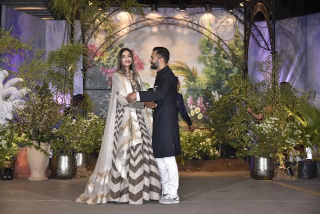 Sonam Kapoor with Anand Ahuja. (Viral Bhayani) Sonam Kapoor with Anand Ahuja. (Viral Bhayani)