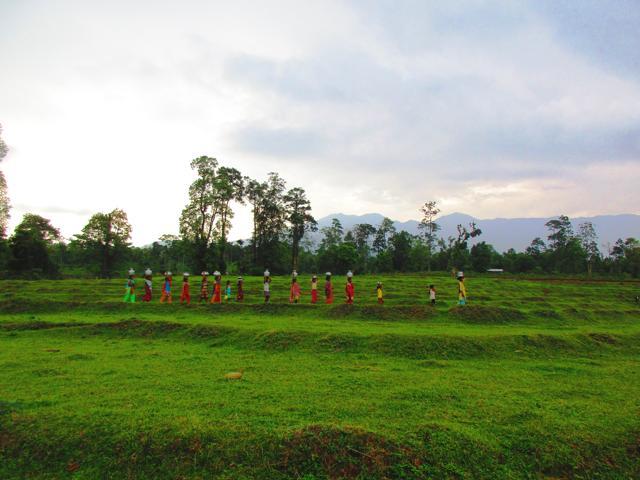 The struggle to get water is a daily routine in a picturesque land. (Snigdhendu Bhattacharya) The struggle to get water is a daily routine in a picturesque land. (Snigdhendu Bhattacharya)