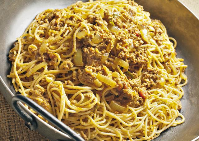 After grocers started stocking spaghetti in the ’70s, a few housewives began serving spaghetti in keema gravy (Shutterstock) After grocers started stocking spaghetti in the ’70s, a few housewives began serving spaghetti in keema gravy (Shutterstock)