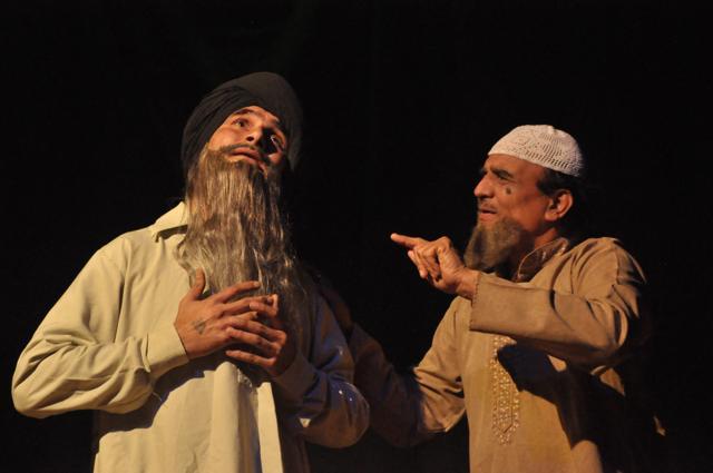 Director Sunil Rawat says he relied on Hindi translator Vidya Shankar’s excellent script for his stage adaptation of Toba Tek Singh. (Photo courtesy: Saksham Theatre Group) Director Sunil Rawat says he relied on Hindi translator Vidya Shankar’s excellent script for his stage adaptation of Toba Tek Singh. (Photo courtesy: Saksham Theatre Group)