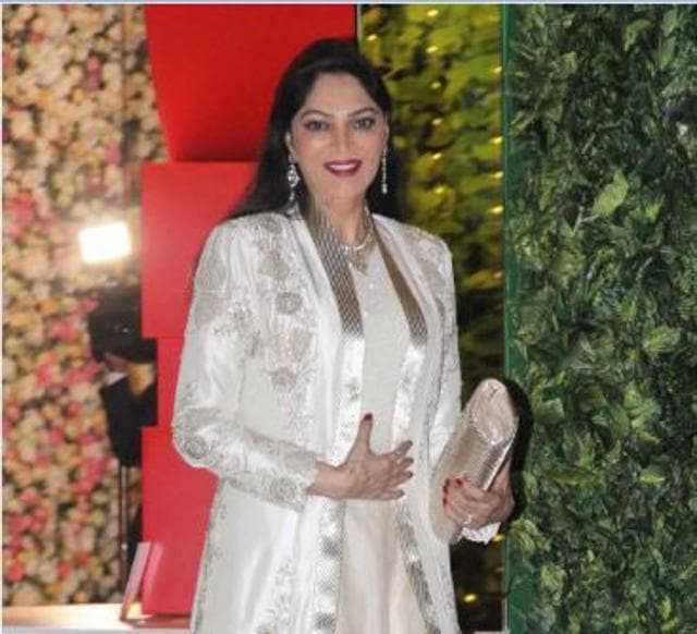 Actor Simmi Garewal.