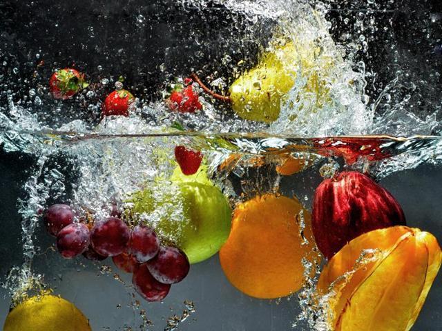 Freshly cut or juiced fruits should ideally be consumed immediately. However, it can be covered and stored for short periods in a refrigerator. (Shutterstock) Freshly cut or juiced fruits should ideally be consumed immediately. However, it can be covered and stored for short periods in a refrigerator. (Shutterstock)