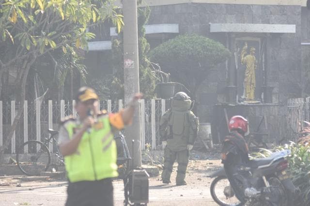 13 Dead As Suicide Bombers Hit 3 Indonesian Churches; IS Claims ...