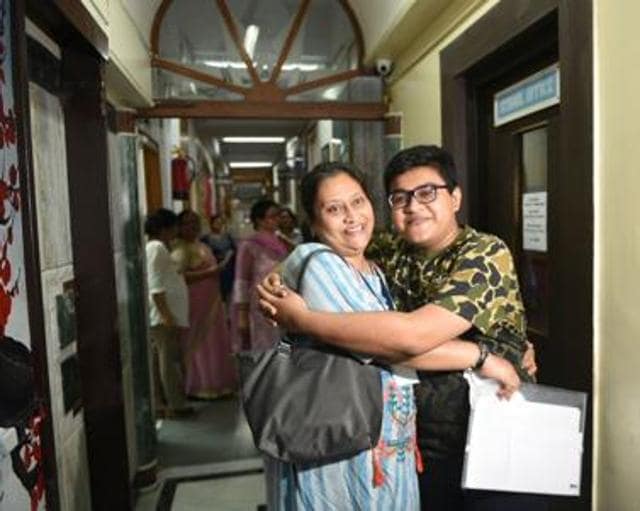 Abhijnan Chakraborty (in pic) from Lilavatibai Podar School, Santacruz, scored 99.5% and stood first in the ISC exams, along with Tansa Shah from Cathedral and John Connon School. (Satyabrata Tripathy/HT Photo)