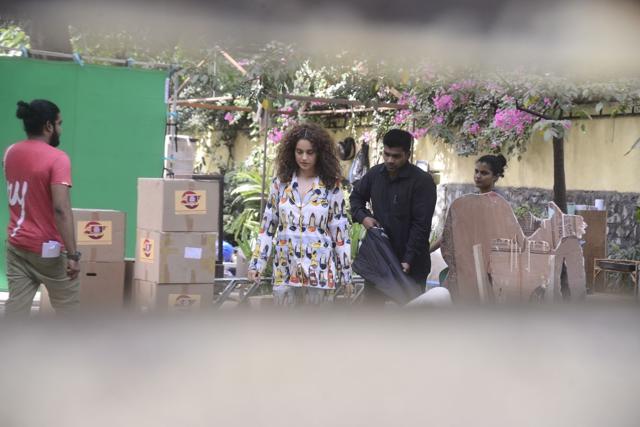 Kangana Ranaut steps out in a night suit for a shoot. (Viral Bhayani) Kangana Ranaut steps out in a night suit for a shoot. (Viral Bhayani)