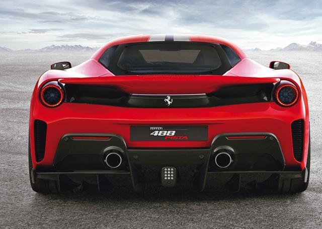 Ferrari has beefed up the suspension, brakes and tyres on the Pista Ferrari has beefed up the suspension, brakes and tyres on the Pista
