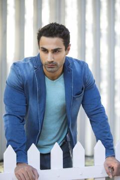 Model-turned-actor Karan Oberoi misses his home in Delhi and the blooming Amaltas leaves. (HT PHOTO) Model-turned-actor Karan Oberoi misses his home in Delhi and the blooming Amaltas leaves. (HT PHOTO)