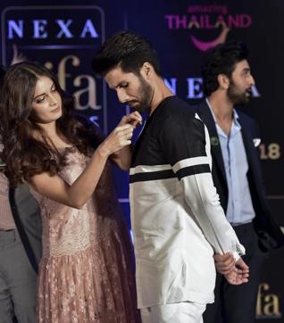 Dia Mirza with Shahid Kapoor during the press conference. (PTI) Dia Mirza with Shahid Kapoor during the press conference. (PTI)