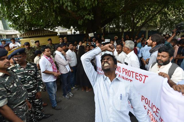 The New Trade Union initiative protest against the killing of people in Thoothukudi who were demonstrating against the Sterlite's copper smelting plant, near New Tamil Nadu House in Chanakyapuri, New Delhi , on May 23, 2018. (Anushree Fadnavis/HT Photo) The New Trade Union initiative protest against the killing of people in Thoothukudi who were demonstrating against the Sterlite's copper smelting plant, near New Tamil Nadu House in Chanakyapuri, New Delhi , on May 23, 2018. (Anushree Fadnavis/HT Photo)