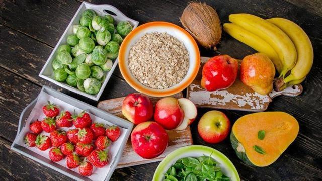 Include fruits and whole grains in your diet to boost fertility. (Shutterstock)