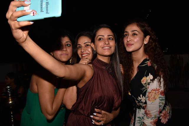 Anita Hassnandani with Mona Singh. (Viral Bhayani)