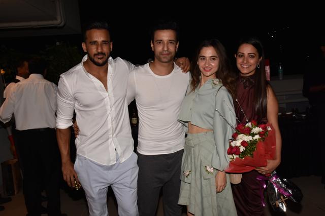 Rohit Reddy and Anita Hassnandani with Aamir Ali and Sanjeeda Sheikh. (Viral Bhayani)