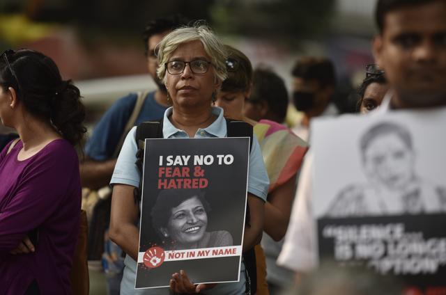 Advocate Shalini Gera participating in the Not In My Name protest against the killing of senior journalist Gauri Lankesh at Jantar Mantar in New Delhi on September 7, 2017. (Ravi Choudhary/HT PHOTO) Advocate Shalini Gera participating in the Not In My Name protest against the killing of senior journalist Gauri Lankesh at Jantar Mantar in New Delhi on September 7, 2017. (Ravi Choudhary/HT PHOTO)