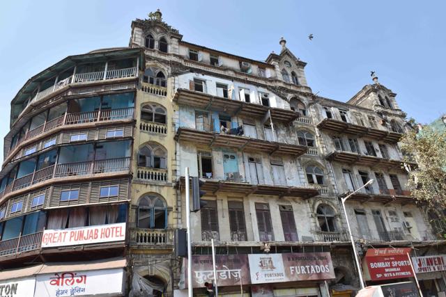 In Jer Mahal, opposite Metro Cinema, in a small dark room, bangda-curry rice was the only dish on the menu. (HT File Photo)