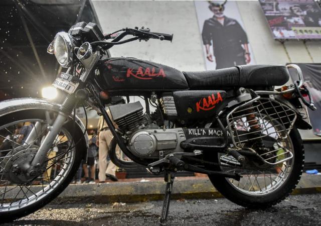 A fan of Rajinikanth names his bike ‘Kaala’ in Mumbai. (Kunal Patil/HT Photo)
