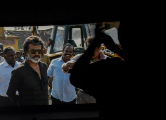 Crowd in Mumbai theatres goes berserk as Rajinikanth makes his entry in Kaala on Thursday, June 7, 2018.&nbsp; (Kunal Patil/HT Photo)
