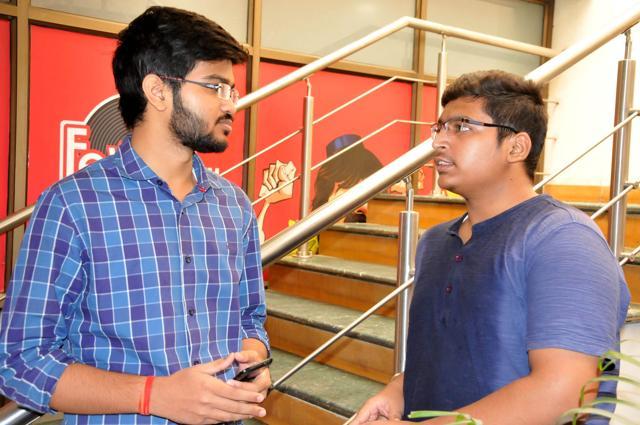 JEE Advanced candidates Sarthak Srivastava and Prakhar Srivastava at Hindustan Times Office in Lucknow, Uttar Pradesh, on Thursday. (Dheeraj Dhawan/Hindustan Times) JEE Advanced candidates Sarthak Srivastava and Prakhar Srivastava at Hindustan Times Office in Lucknow, Uttar Pradesh, on Thursday. (Dheeraj Dhawan/Hindustan Times)