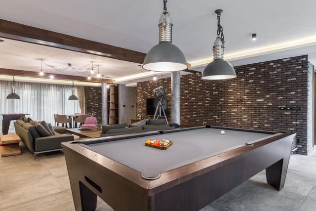 Your gaming room should be spacious enough to accommodate pool and poker tables. (Shutterstock/ photos) Your gaming room should be spacious enough to accommodate pool and poker tables. (Shutterstock/ photos)