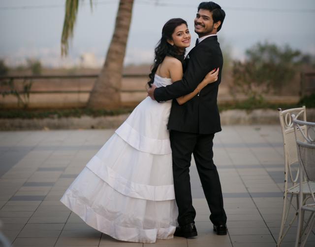 Actor Krutika Deo with husband Abhishek Deshmukh