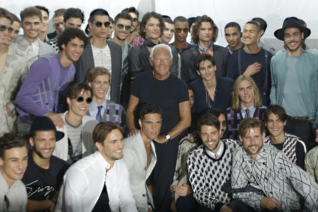 Designer Giorgio Armani, centre, poses with models at the end of the Armani men's 2019 Spring-Summer collection. (AP) Designer Giorgio Armani, centre, poses with models at the end of the Armani men's 2019 Spring-Summer collection. (AP)