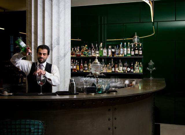 The Green bar at hotel Cafe Royal London The Green bar at hotel Cafe Royal London