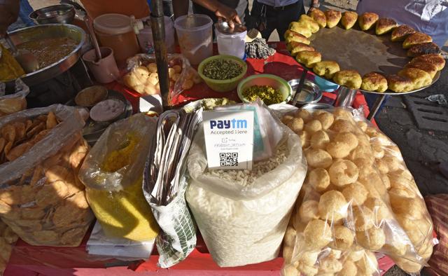 There’s a chaat stall at evert street corner, on almost every pavement (HT FILE PHOTOS) There’s a chaat stall at evert street corner, on almost every pavement (HT FILE PHOTOS)