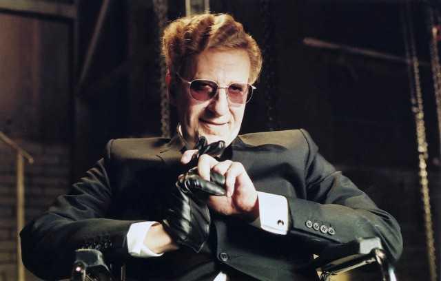 Geoffrey Rush in The Life and Death of Peter Sellers. Geoffrey Rush in The Life and Death of Peter Sellers.