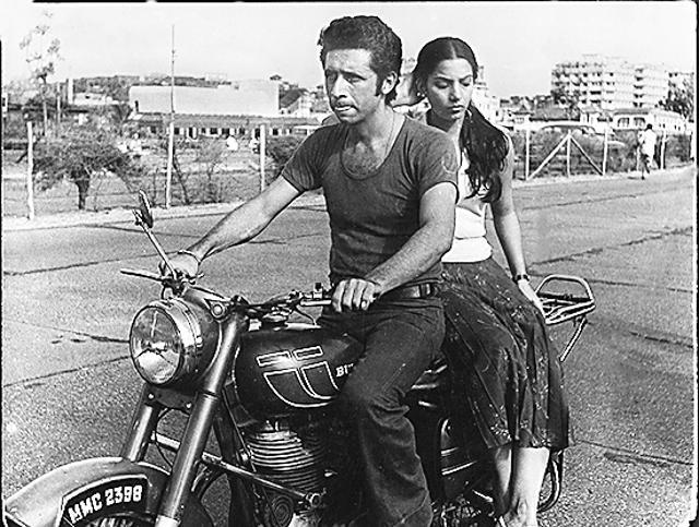 Albert Pinto ko Gussa Kyoon aata Hai(1980) is about the angst of a car mechanic who looks down on his father’s working class politics. In his autobiography, Naseeruddin Shah who plays Albert says he had “gone all Elvis Presley and James Dean” in his characterisation. (HT Archive) Albert Pinto ko Gussa Kyoon aata Hai(1980) is about the angst of a car mechanic who looks down on his father’s working class politics. In his autobiography, Naseeruddin Shah who plays Albert says he had “gone all Elvis Presley and James Dean” in his characterisation. (HT Archive)