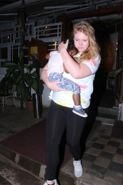 Sunny Leone’s daughter Nisha with her aunt. Sunny Leone’s daughter Nisha with her aunt.