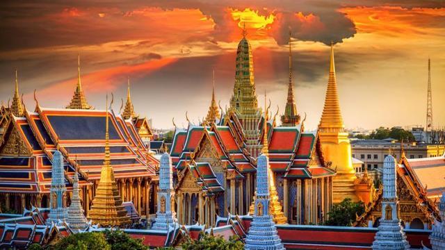 Bangkok features ancient temples and is known for spas offering Thai massages. (Shutterstock) Bangkok features ancient temples and is known for spas offering Thai massages. (Shutterstock)