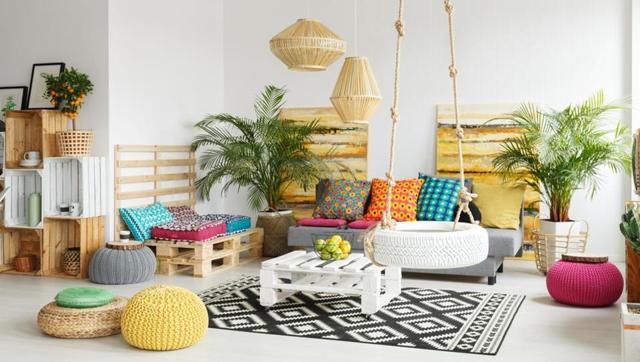 Many people are opting for white walls and introducing pastel colours in the room through accent furniture, soft decor or artwork. (Shutterstock) Many people are opting for white walls and introducing pastel colours in the room through accent furniture, soft decor or artwork. (Shutterstock)