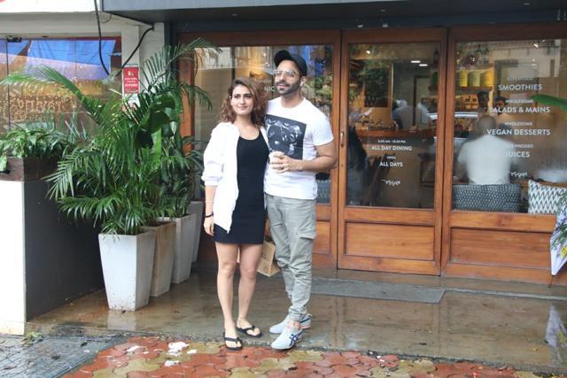 Fatima Sana Shaikh and Aparshakti Khurrana pose for the camera.