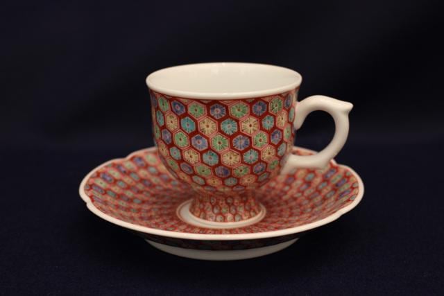 It took Obata a month to make this cup and saucer, and two weeks went into painting it.