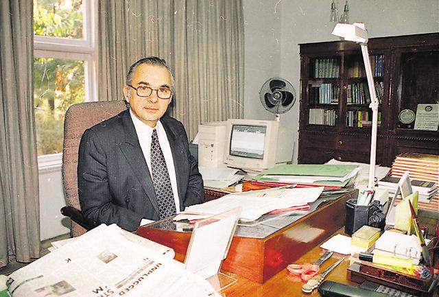 THE COMMON FRIEND: ‘The Pakistani high commissioner in India, Ashraf Jehangir Qazi (above) was... determined to make a serious effort to alter the fraught relationship between our two countries...Advani’s attitude to Pakistan started to change after meeting him,’ writes Thapar. (HT Photo) THE COMMON FRIEND: ‘The Pakistani high commissioner in India, Ashraf Jehangir Qazi (above) was... determined to make a serious effort to alter the fraught relationship between our two countries...Advani’s attitude to Pakistan started to change after meeting him,’ writes Thapar. (HT Photo)