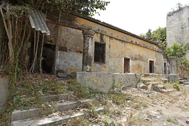 A huge kitchen and bakery gather cobwebs. (Satyabrata Tripathy / HT Photo)