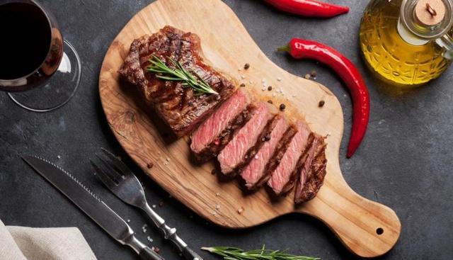 Eating meat and chicken should be restricted in case of gout as it increases uric acid formation. (Shutterstock) Eating meat and chicken should be restricted in case of gout as it increases uric acid formation. (Shutterstock)