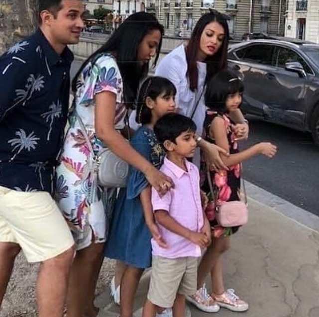 Aishwarya Rai and daughter Aaradhya in Paris. Aishwarya’s brother’s family is also seen in the photo.