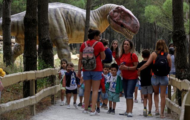 People visit the Dino Park. The town of 25,000 inhabitants, located 70 km north of Lisbon, was already among the world's leading palaeontology thanks to its deposit of dinosaur fossils, with a dozen species discovered since the end of the 19th century. (AFP) People visit the Dino Park. The town of 25,000 inhabitants, located 70 km north of Lisbon, was already among the world's leading palaeontology thanks to its deposit of dinosaur fossils, with a dozen species discovered since the end of the 19th century. (AFP)