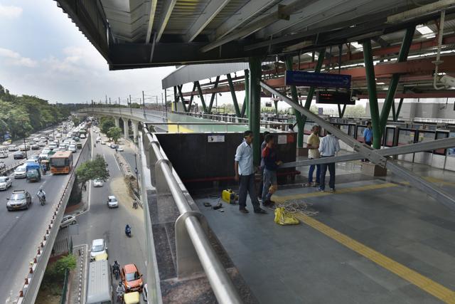The station will also cater to the crowd from at least six schools in the neighbourhoods. (Sanchit Khanna/HT PHOTO) The station will also cater to the crowd from at least six schools in the neighbourhoods. (Sanchit Khanna/HT PHOTO)