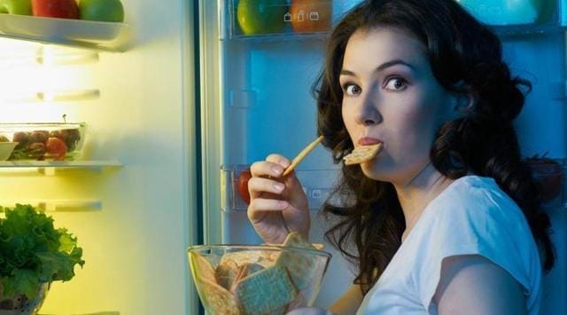 Late night eating habits disrupt the working of the body’s biological clock and affects your weight loss potential. Make sure to avoid this habit. (Shutterstock) Late night eating habits disrupt the working of the body’s biological clock and affects your weight loss potential. Make sure to avoid this habit. (Shutterstock)