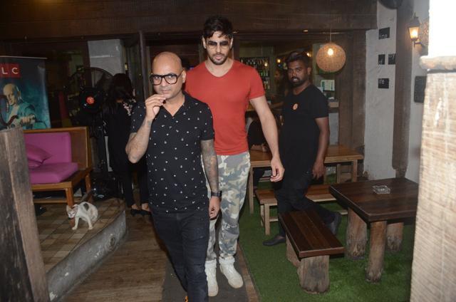 Sidharth Malhotra at Hakim salon.