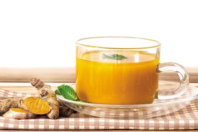 Turmeric tea is a common drink consumed to reap the benefits of haldi (Shutterstock ) Turmeric tea is a common drink consumed to reap the benefits of haldi (Shutterstock )