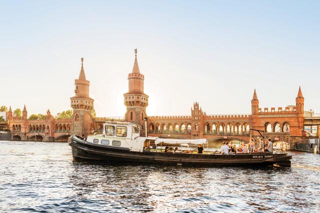 A boat trip on the river Spree will give you a new perspective of this thriving metropolis (Dagmar Schwelle) A boat trip on the river Spree will give you a new perspective of this thriving metropolis (Dagmar Schwelle)