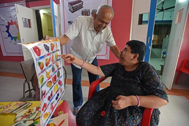 Savali founder Vasant Thakar, 81, with his daughter Vaidehi, 48, the reason he set up the facility. The Pune home now houses 50 people. (Pratham Gokhale / HT Photo)