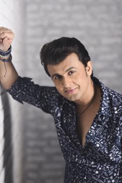 Sonu Nigam is celebrating his birthday in Amsterdam this year. (HT Photo) Sonu Nigam is celebrating his birthday in Amsterdam this year. (HT Photo)