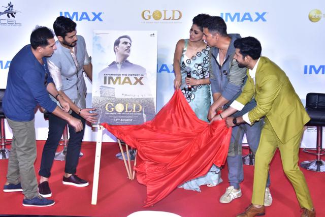 Gold team including Akshay Kumar, Vineet Singh, Mouni Roy, producer Ritesh Sidhwani unveil a new poster of Gold. Gold team including Akshay Kumar, Vineet Singh, Mouni Roy, producer Ritesh Sidhwani unveil a new poster of Gold.